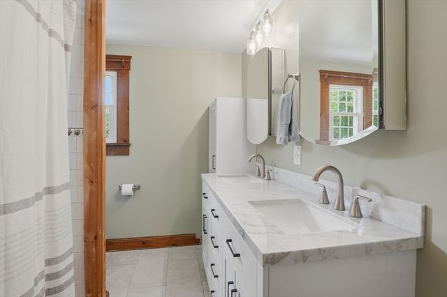 55 Century Farm Road, Sutton, MA 01590
