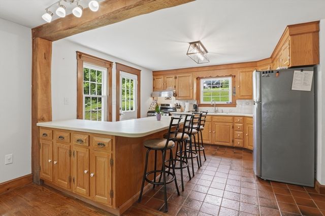 55 Century Farm Road, Sutton, MA 01590