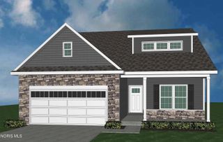 2314 Falling Waters Lane, Perrysburg, OH 43551
