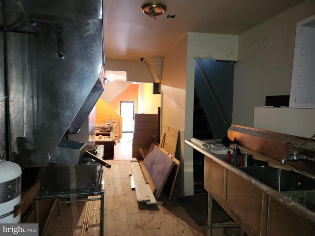 526 N CHESTER ST, Baltimore, MD 21205