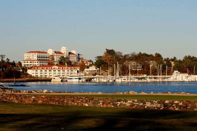 24 Kasnet Drive, Rye, NH 03870