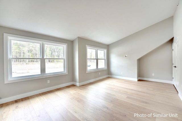 24 Kasnet Drive, Rye, NH 03870