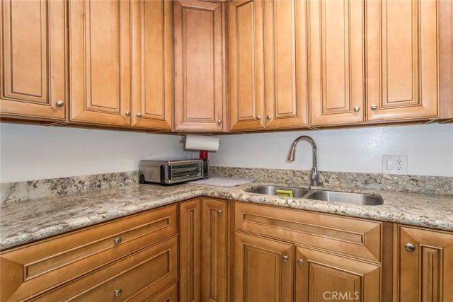 19124 Avenue Of The Oaks A, Newhall, CA 91321