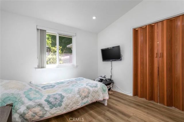 19124 Avenue Of The Oaks A, Newhall, CA 91321