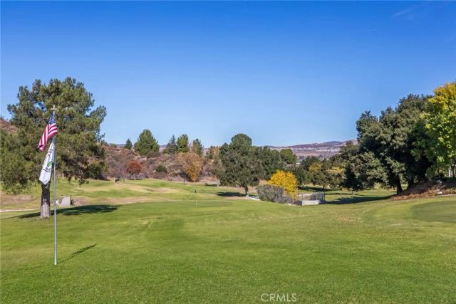 19124 Avenue Of The Oaks A, Newhall, CA 91321