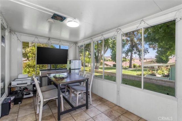 19124 Avenue Of The Oaks A, Newhall, CA 91321