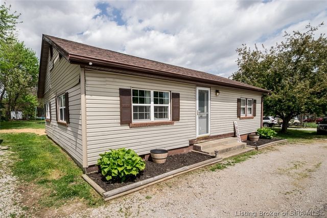 117 Cherry Street, Henryville, IN 47126