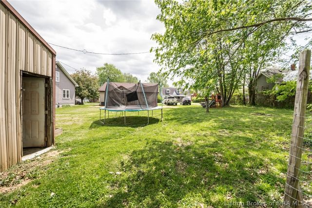 117 Cherry Street, Henryville, IN 47126