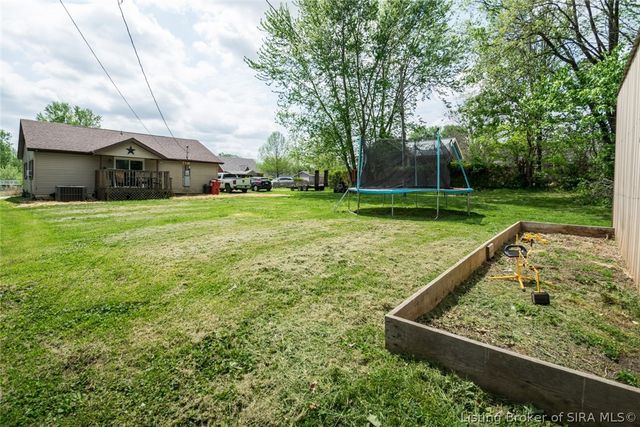 117 Cherry Street, Henryville, IN 47126