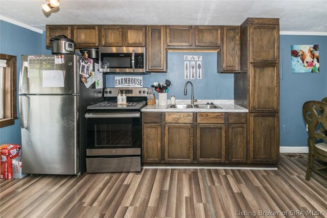 117 Cherry Street, Henryville, IN 47126