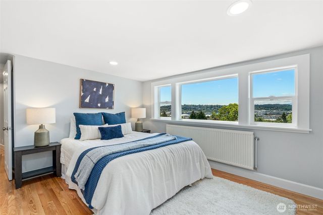 300 NW 47th Street, Seattle, WA 98107