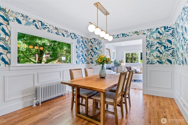 300 NW 47th Street, Seattle, WA 98107