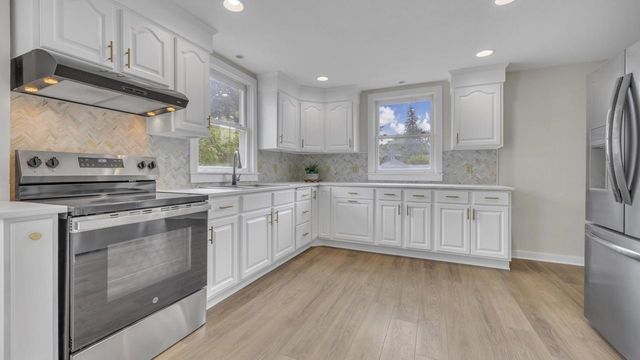 121 Cedar STREET, Sheboygan Falls, WI 53085