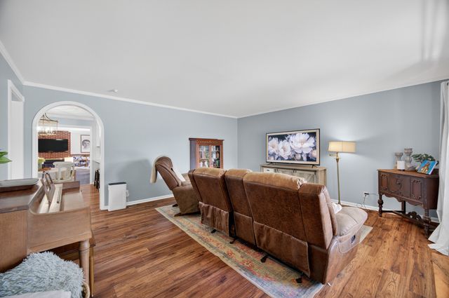 917 2nd Ave, Fayetteville, TN 37334