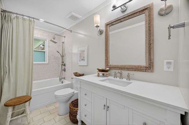 917 2nd Ave, Fayetteville, TN 37334