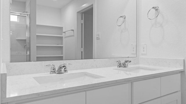 1040 River Coral, Alvin, TX 77511