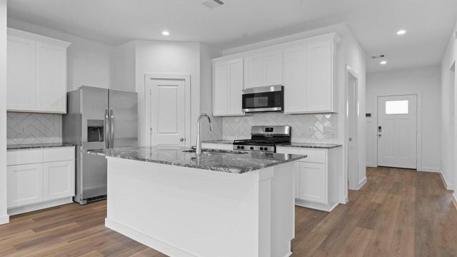 1040 River Coral, Alvin, TX 77511