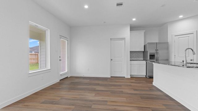 1040 River Coral, Alvin, TX 77511