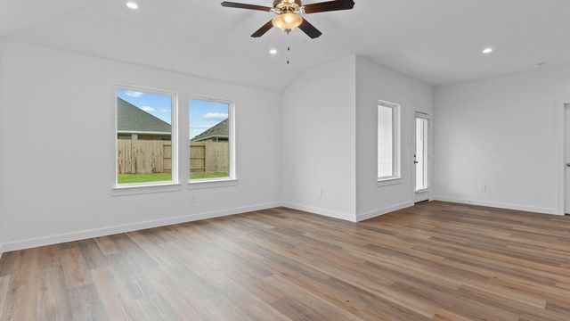 1040 River Coral, Alvin, TX 77511