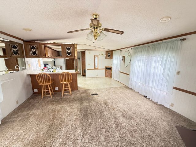 69 MEADOWLARK Lane, Beecher, IL 60401