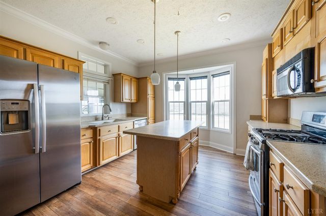 4072 Red Oak School Road, Concord, VA 24538