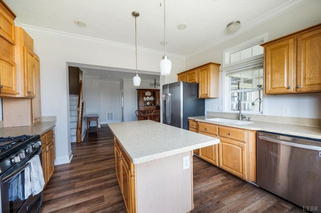 4072 Red Oak School Road, Concord, VA 24538