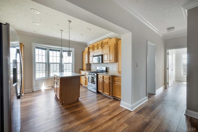 4072 Red Oak School Road, Concord, VA 24538