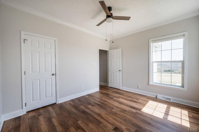 4072 Red Oak School Road, Concord, VA 24538