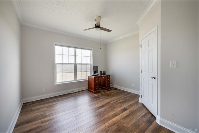 4072 Red Oak School Road, Concord, VA 24538