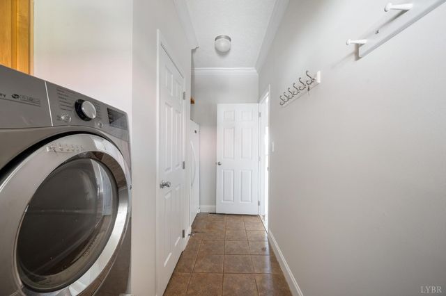 4072 Red Oak School Road, Concord, VA 24538