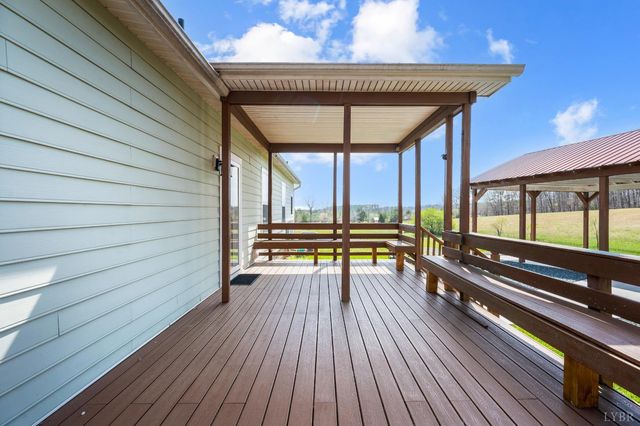 4072 Red Oak School Road, Concord, VA 24538