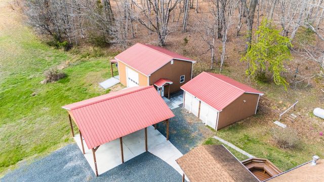 4072 Red Oak School Road, Concord, VA 24538