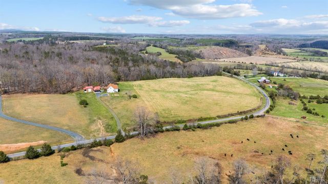 4072 Red Oak School Road, Concord, VA 24538