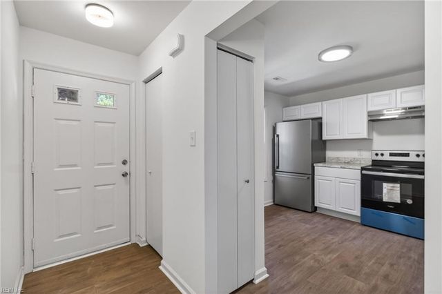 2104 Advent CT, Virginia Beach, VA 23454