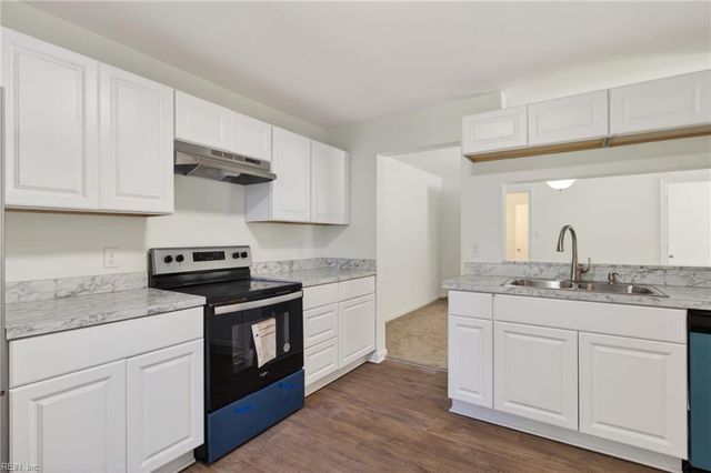 2104 Advent CT, Virginia Beach, VA 23454