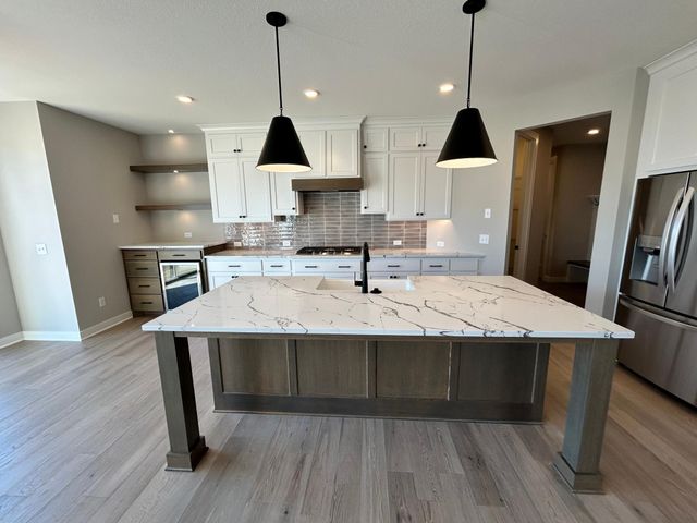 4097 Arbor Drive, Woodbury, MN 55129