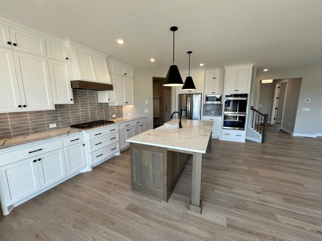 4097 Arbor Drive, Woodbury, MN 55129