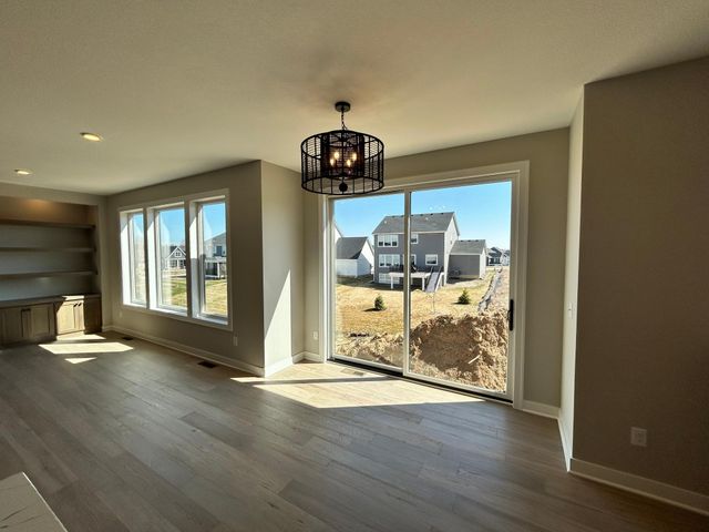 4097 Arbor Drive, Woodbury, MN 55129