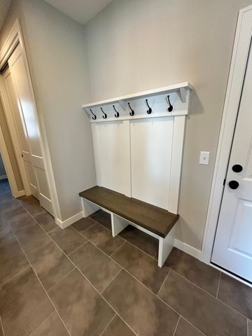 4097 Arbor Drive, Woodbury, MN 55129