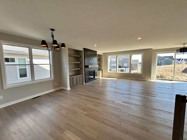 4097 Arbor Drive, Woodbury, MN 55129