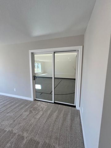 4097 Arbor Drive, Woodbury, MN 55129