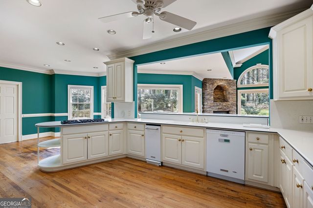 180 Churchill Drive, Atlanta, GA 30350