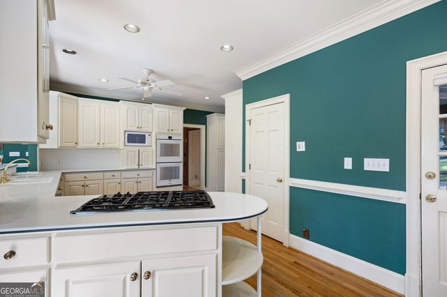 180 Churchill Drive, Atlanta, GA 30350