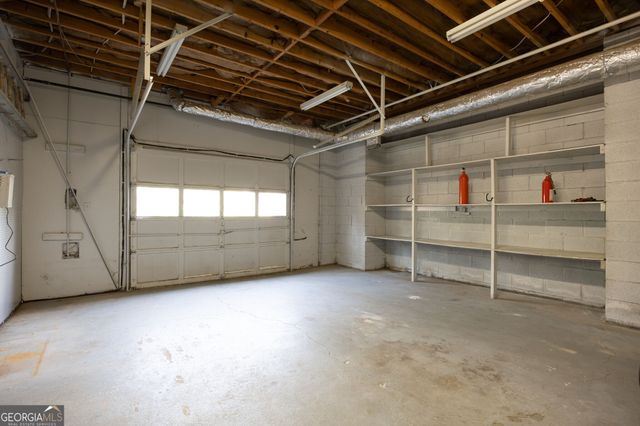 180 Churchill Drive, Atlanta, GA 30350