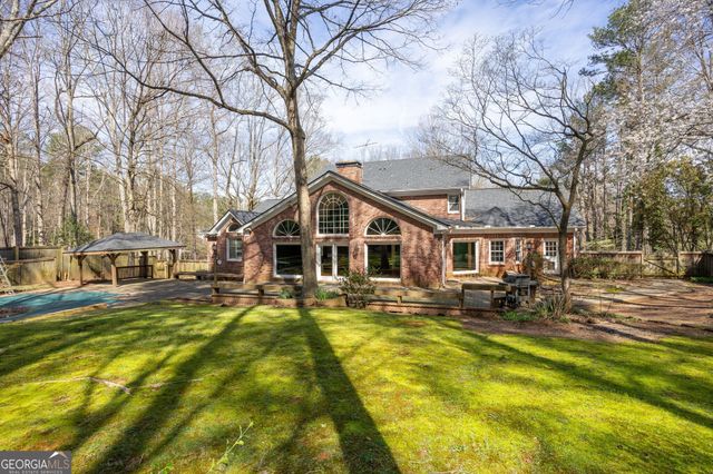 180 Churchill Drive, Atlanta, GA 30350