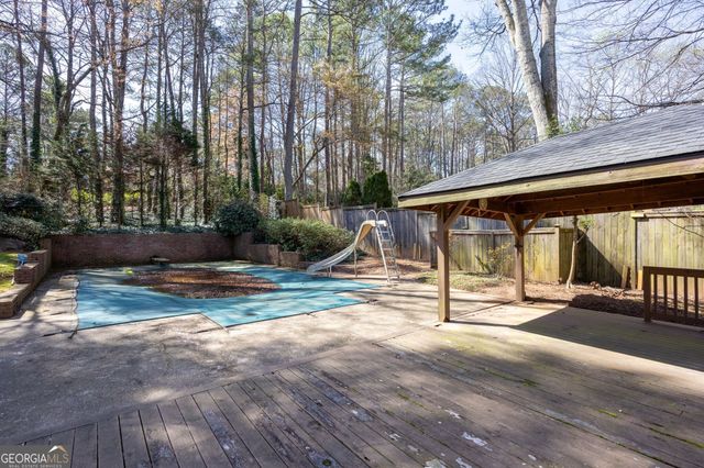 180 Churchill Drive, Atlanta, GA 30350