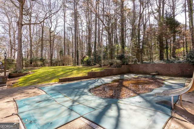 180 Churchill Drive, Atlanta, GA 30350