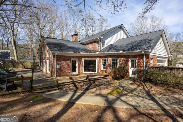 180 Churchill Drive, Atlanta, GA 30350