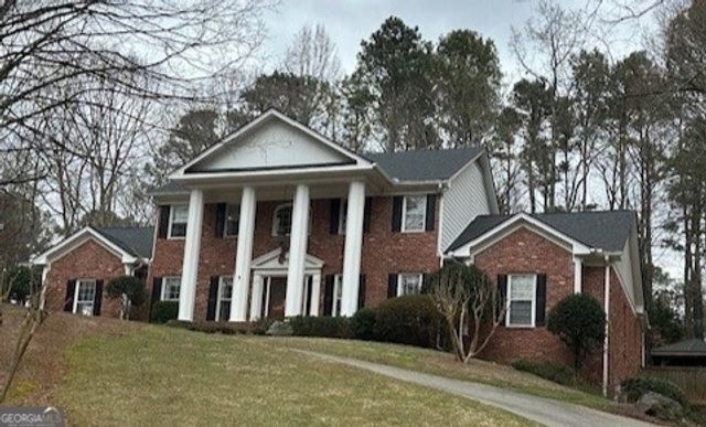 180 Churchill Drive, Atlanta, GA 30350