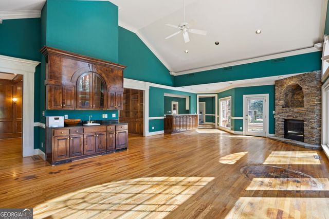 180 Churchill Drive, Atlanta, GA 30350
